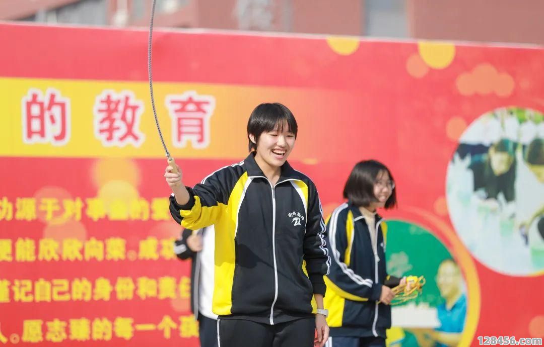 跳绳对足球有影响吗？全方位解析跳绳训练如何提升足球表现